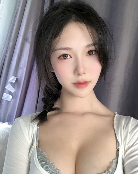 迷人的保姆完整版_BD韩语在线播放观看